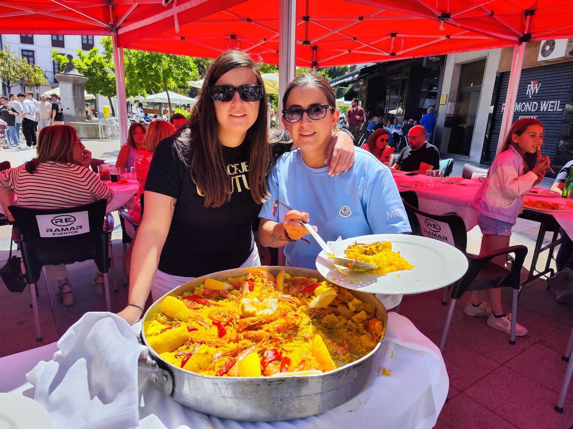 Pravia vive una comida en la calle de récord