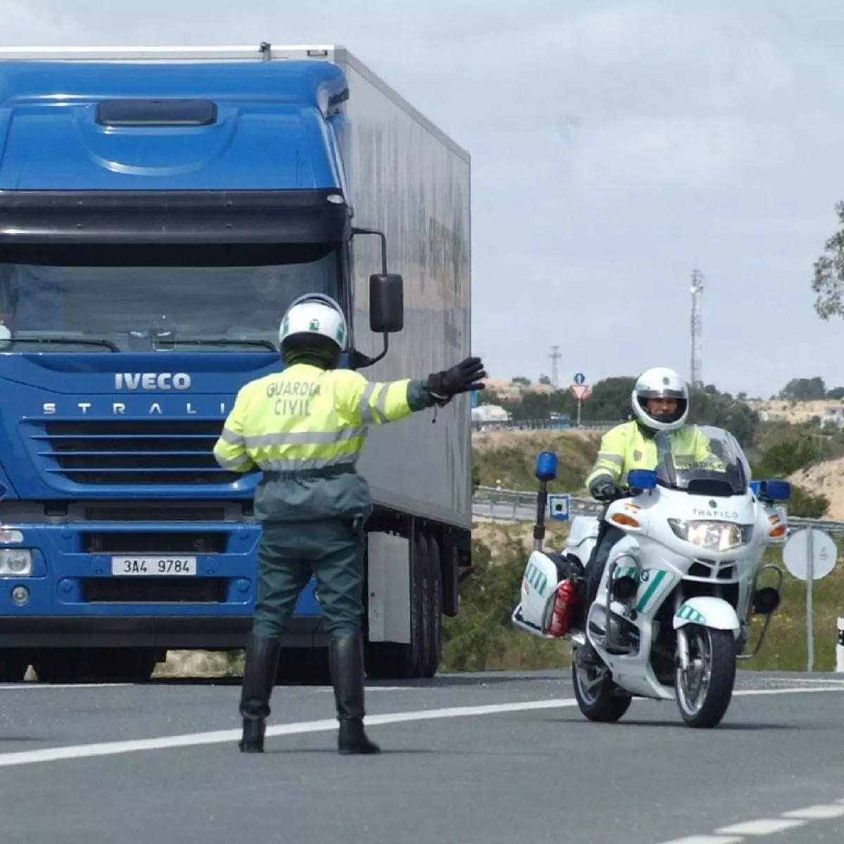 Las carreteras de Málaga generan casi mil multas de tráfico al día