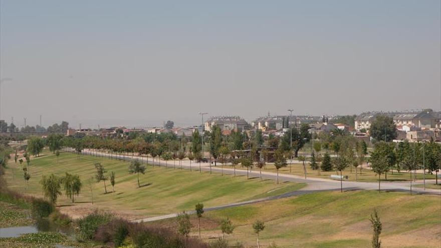 El parque canino de Badajoz será de 6.000 metros cuadrados entre los puentes Nuevo y Real