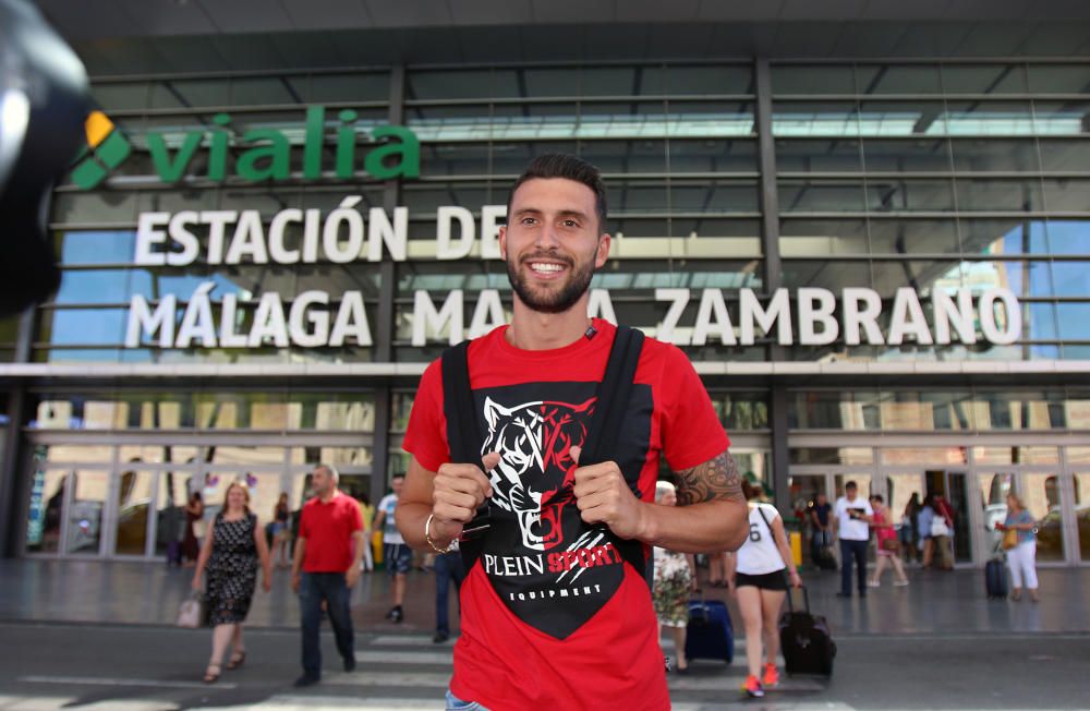 Presentación de Adrián González