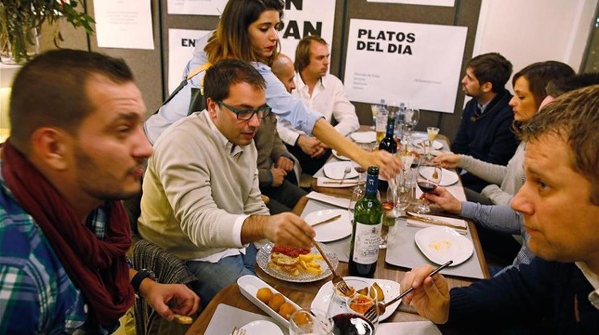 icoy28042252 barcelona 04 12 2014 comienzan las cenas de navida151213195925