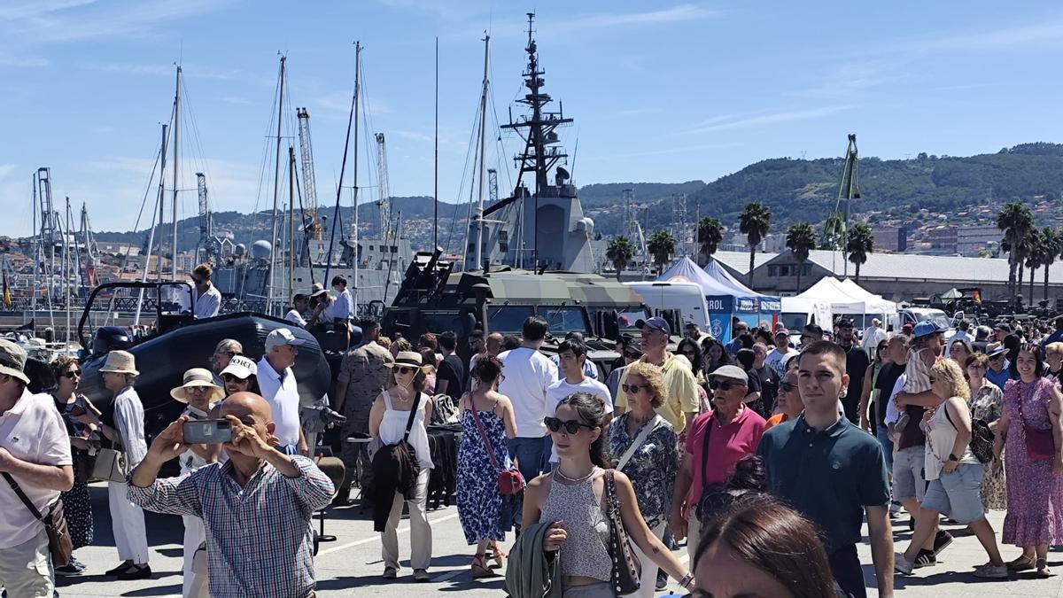 El campamento militar de As Avenidas se despide