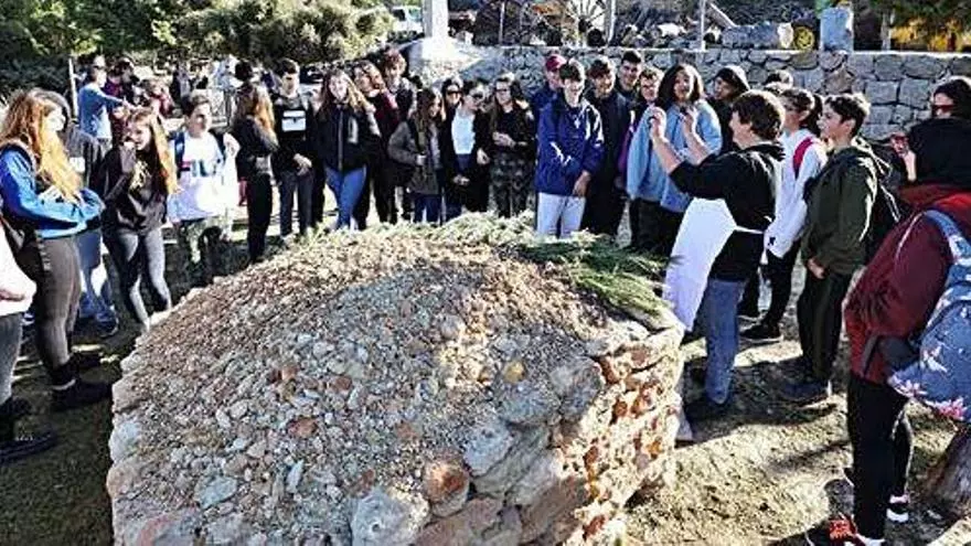 Veladas al calor de la 'sitja' en Corona