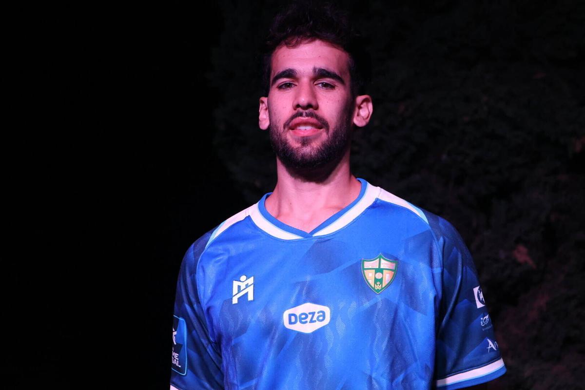 La presentación de las nuevas equipaciones del Córdoba Patrimonio Futsal, en imágenes