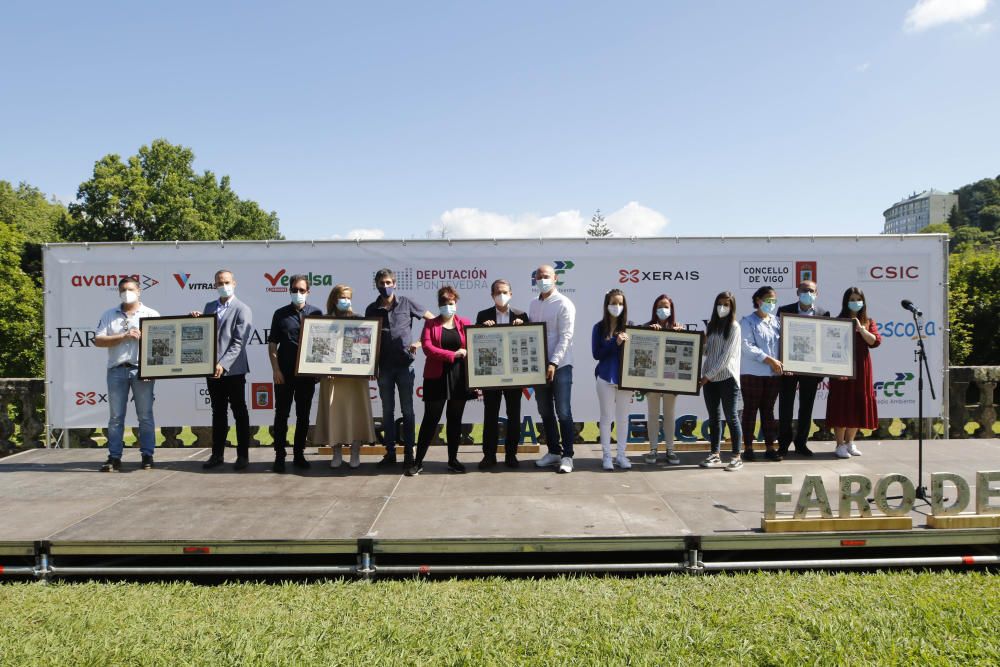 Profesores y alumnos participantes en la quinta edición de FARO da Escpña reciben el reconocimiento en Castrelos por su gran trabajo durante un curso marcado por el coronavirus.