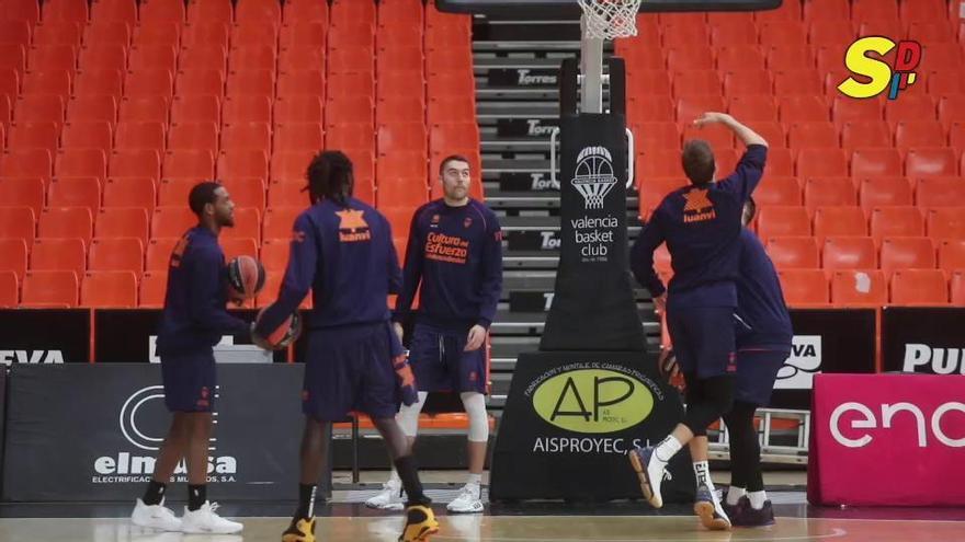 Entrenamiento en La Fonteta del Valencia Basket