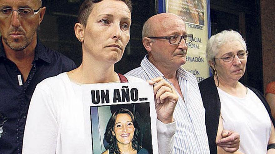 Familiares y amigos recordarán con lazos negros &quot;Un año...&quot; sin Sonia Iglesias