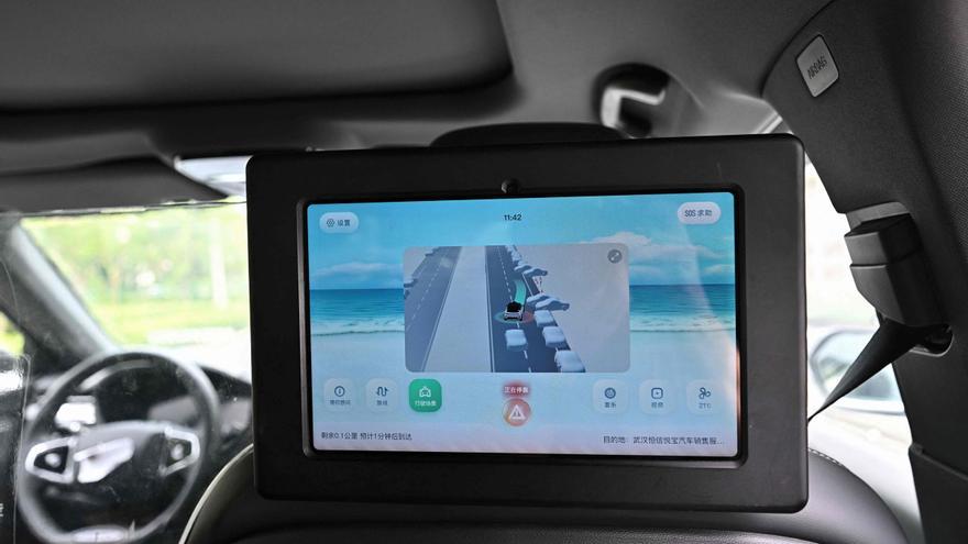 Wuhan también incuba la revolución de los robotaxis