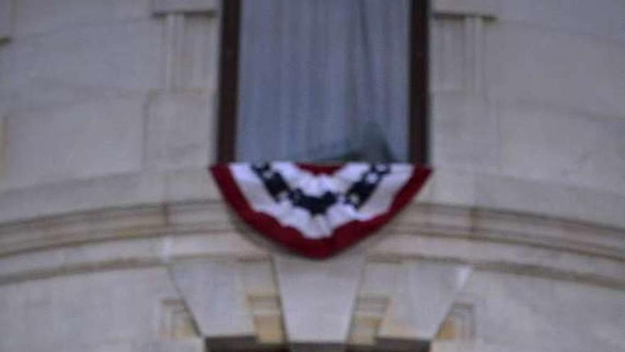 Clinton, en un acto en Filadelfia. // Reuters