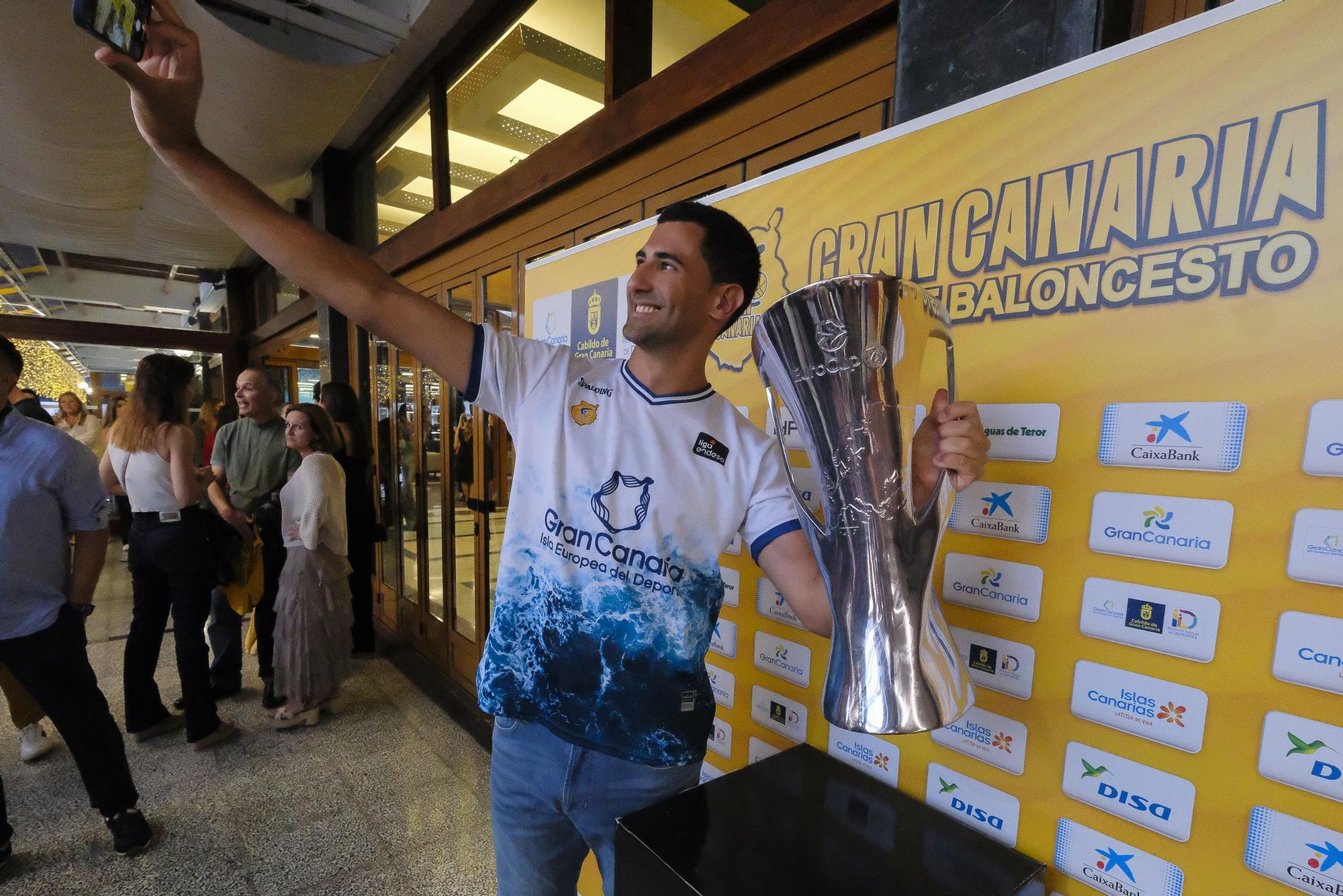 Celebración del Granca en el Náutico tras ganar la Eurocup