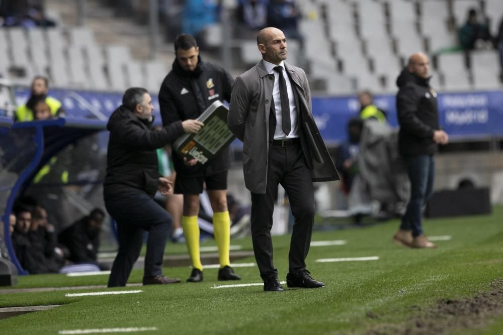 El partido entre el Real Oviedo y el Rayo Vallecano, en imágenes