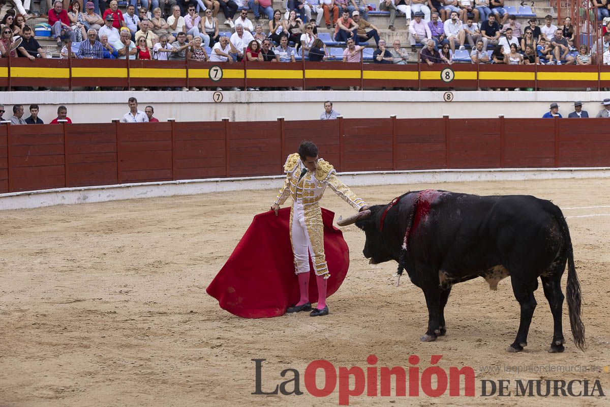 Tarde histórica en Abarán con la alternativa de José María Trigueros y el indulto de Tomás Rufo, junto a Castella salieron a hombros