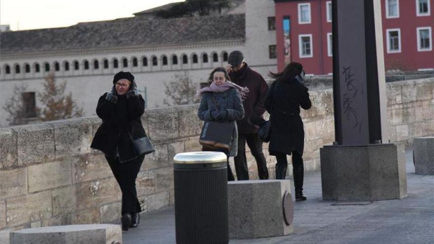 Intervalos de viento fuerte en el valle del Ebro y el sur de Huesca