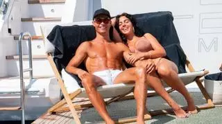 Cristiano de vacaciones con su familia y Edu Aguirre