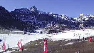 La 'primavera' de enero amarga la semana a las estaciones de esquí en Aragón