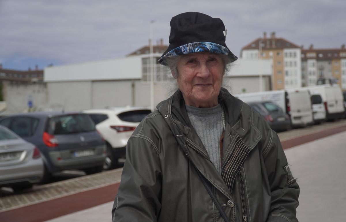 Pilar Sandá en la avenida da Sardiñeira