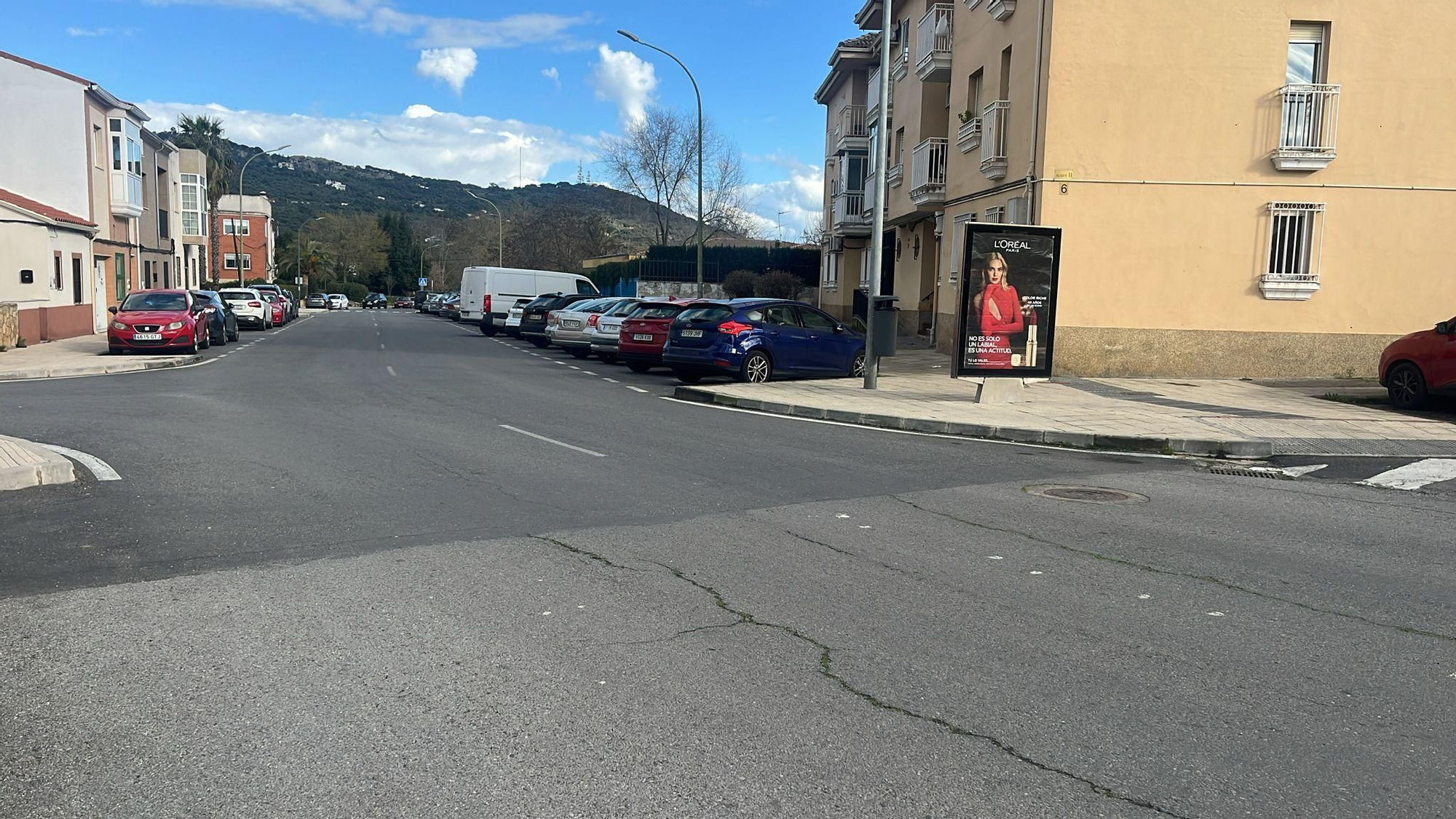 Estado actual de la calle La Roche Sur Yon en Cáceres