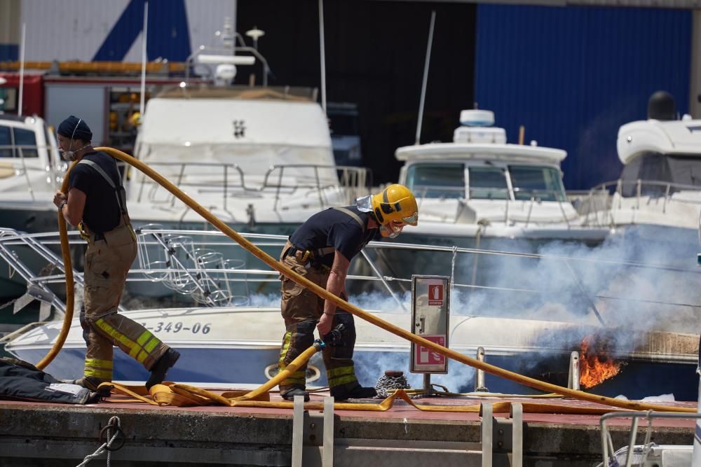 Incendi al port de Palamós