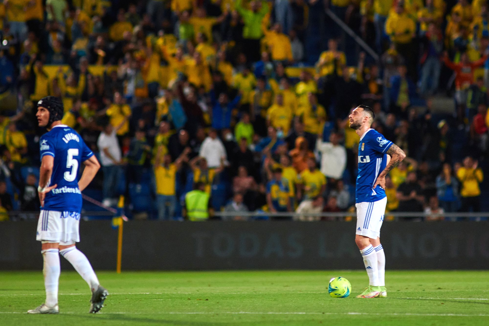 EN IMÁGENES: El Real Oviedo cae en Las Palmas