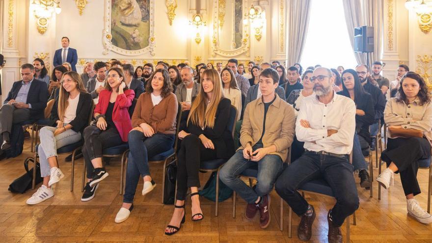 Dinamizadores y dinamizadoras durante el acto de Clausura del Programa Diginnova.