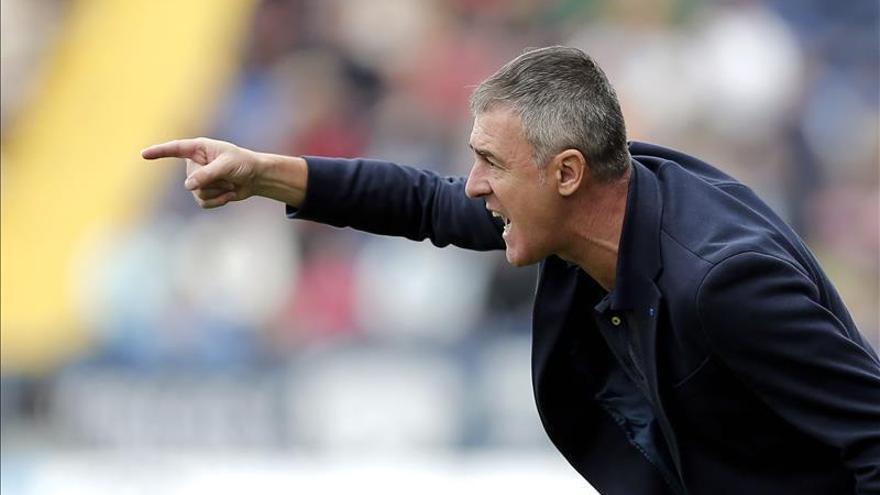 Lucas Alcaraz, entrenador de fútbol, en su etapa en el Córdoba CF.