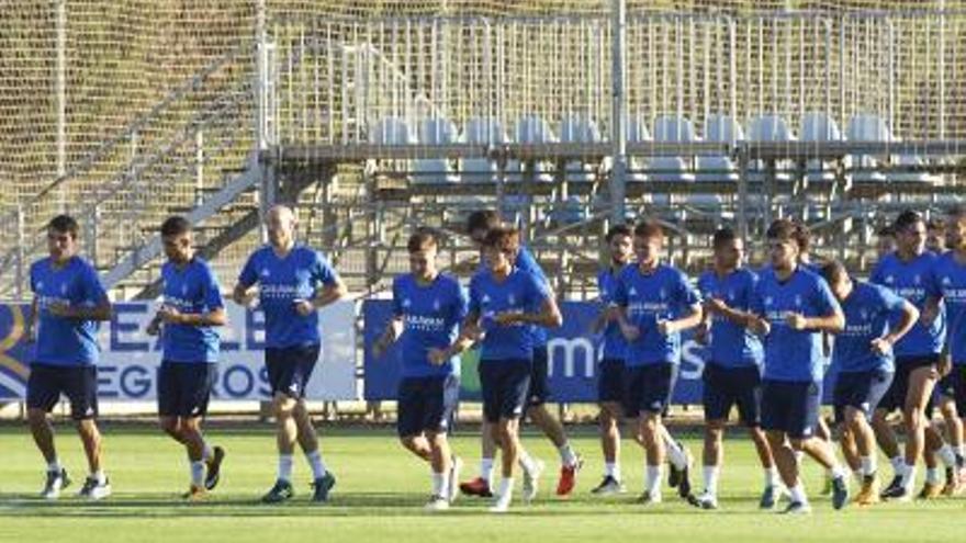 Buff y Eguaras se entrenan y apuntan a llegar al partido contra el Alcorcón