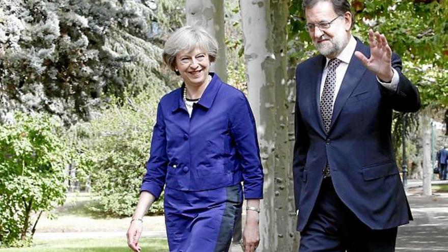 Rajoy i Mayanalitzen el Brexit a Madrid