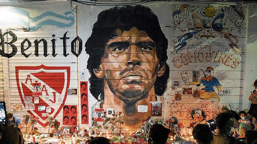 Un mural en homenaje a Maradona.