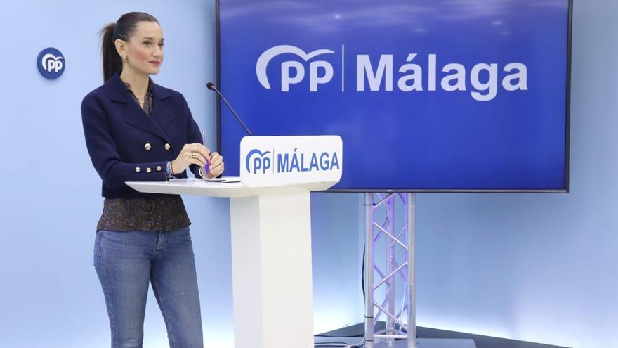 La portavoz del PP de Málaga, Elisa Pérez de Siles, en rueda de prensa