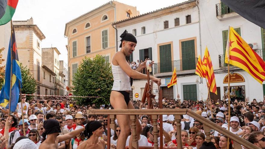 La gran fiesta satírica del Cosso de Felanitx en imágenes