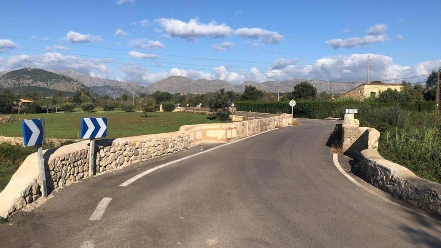 Los transportistas denuncian la peligrosidad de la carretera en algunos tramos.