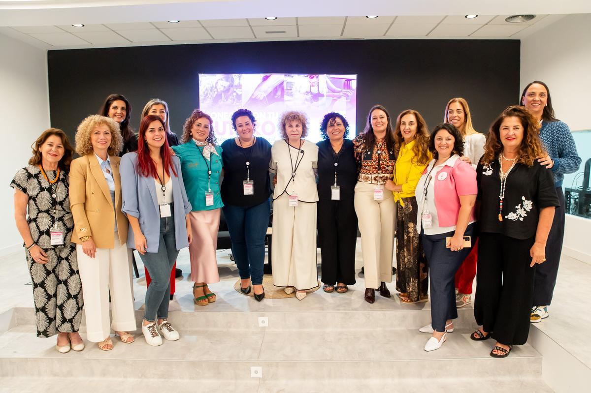 Charter 100 Canarias y el Servicio Canario de Empleo impulsan 'Conecta con tu futuro'