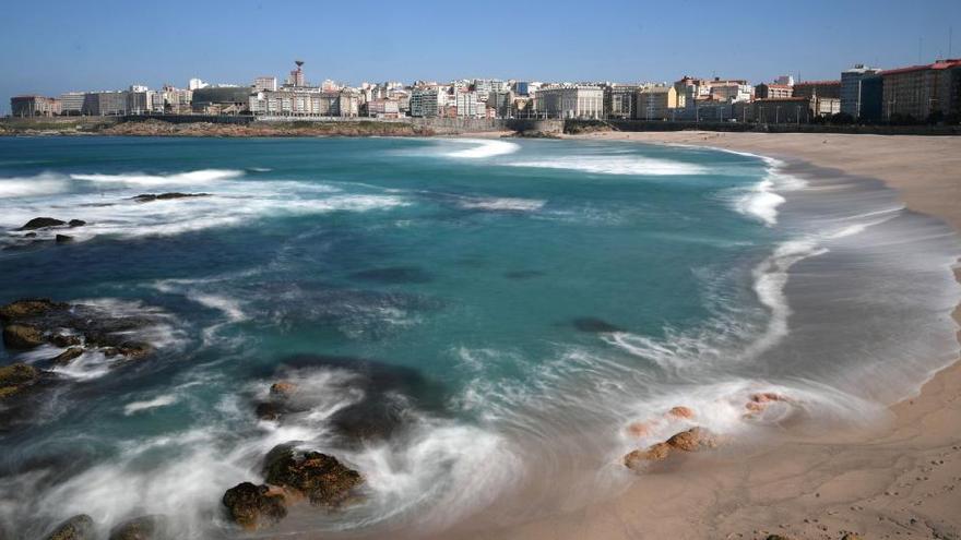 Oleaje en Riazor.