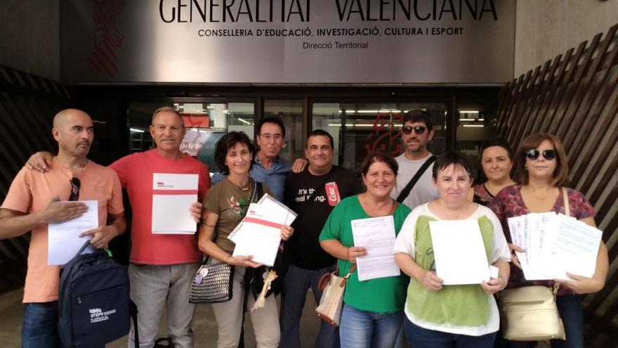 Representantes del Stepv presentan la queja en Alicante.