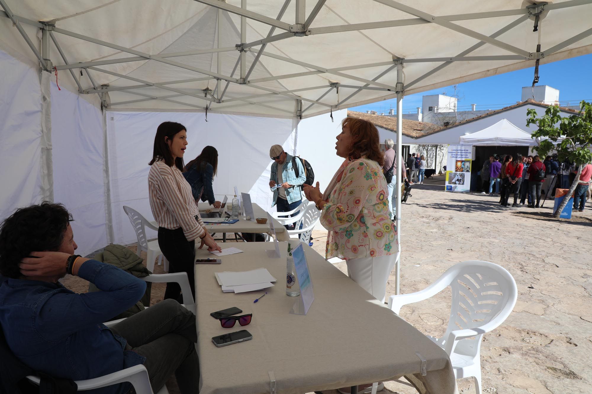 Imágenes de la Feria de Ocupación y Emprendimiento de Formentera