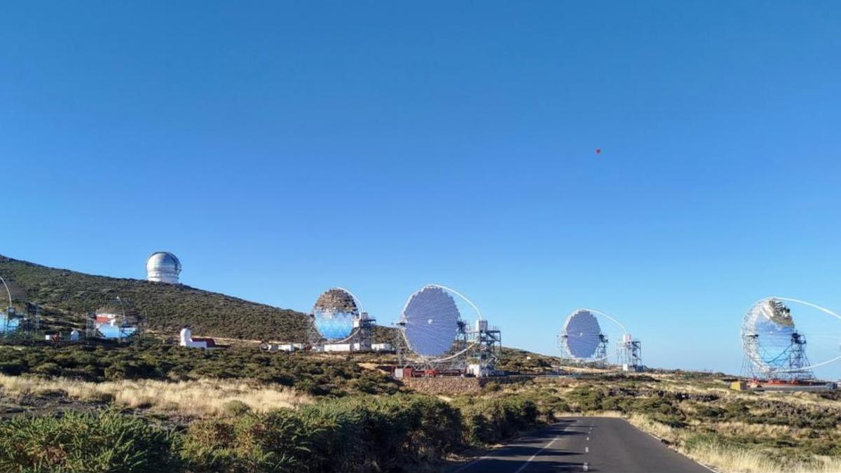 Telefónica blinda las comunicaciones de los ‘ojos’ que investigan el universo desde Canarias