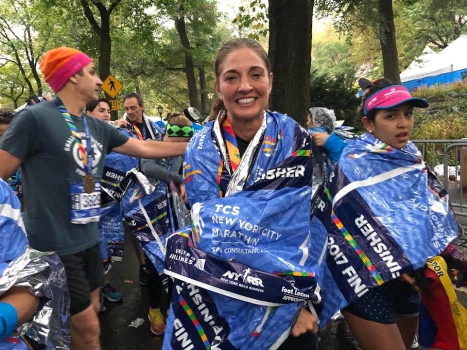 La fallera mayor de 1989, Covadonga Balaguer, en el Maratón de Nueva York