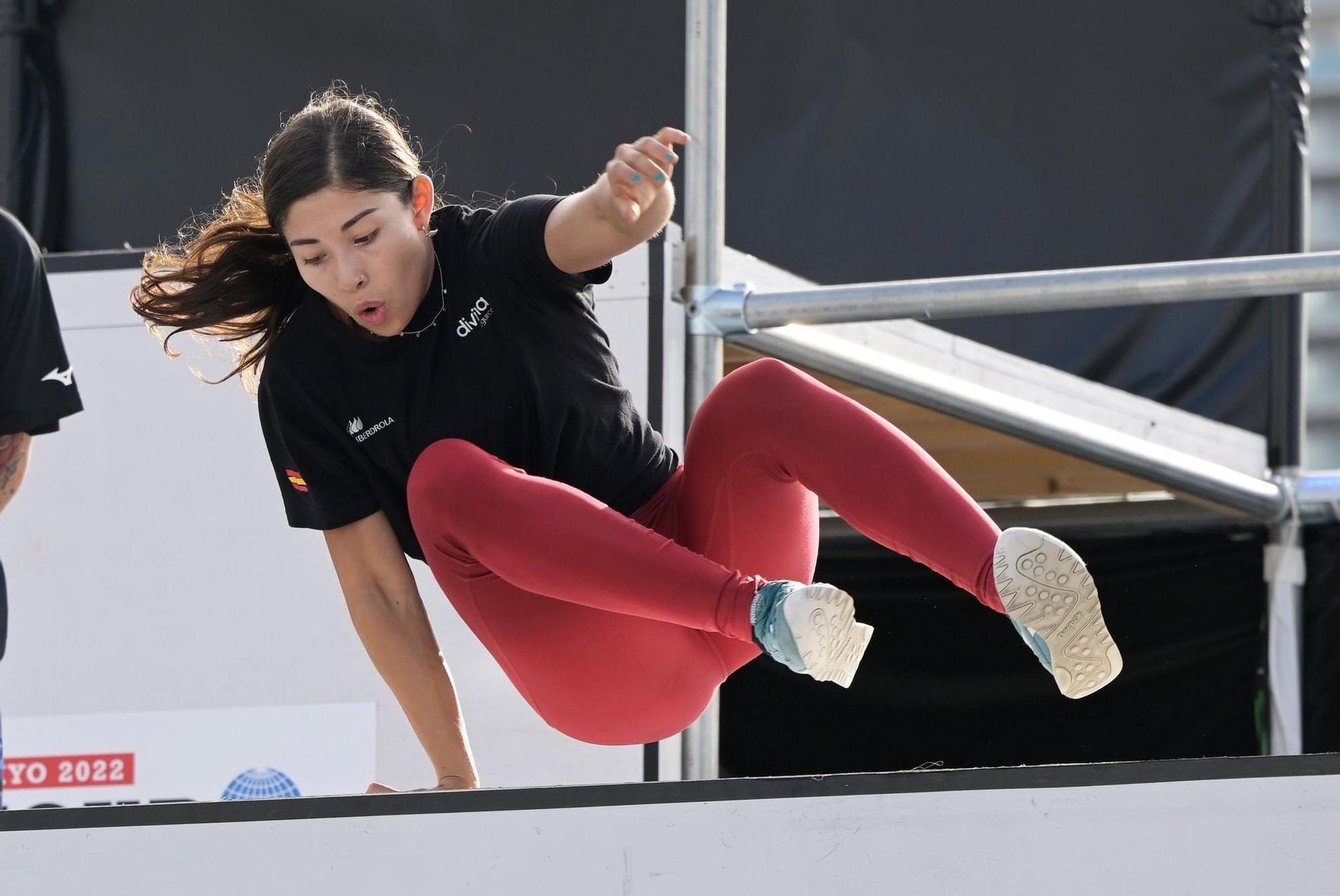 Stefy Navarro 'Madness', especialista en 'parkour', durante el Mundial de Tokio.