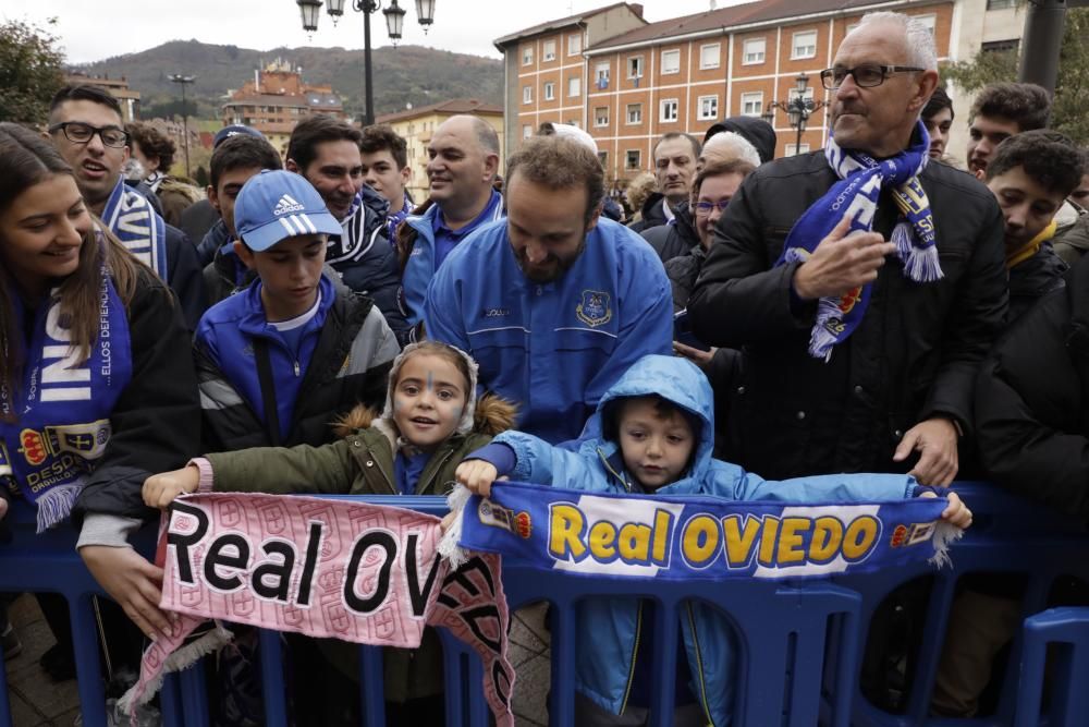 Llegada del Real Oviedo al Tartiere