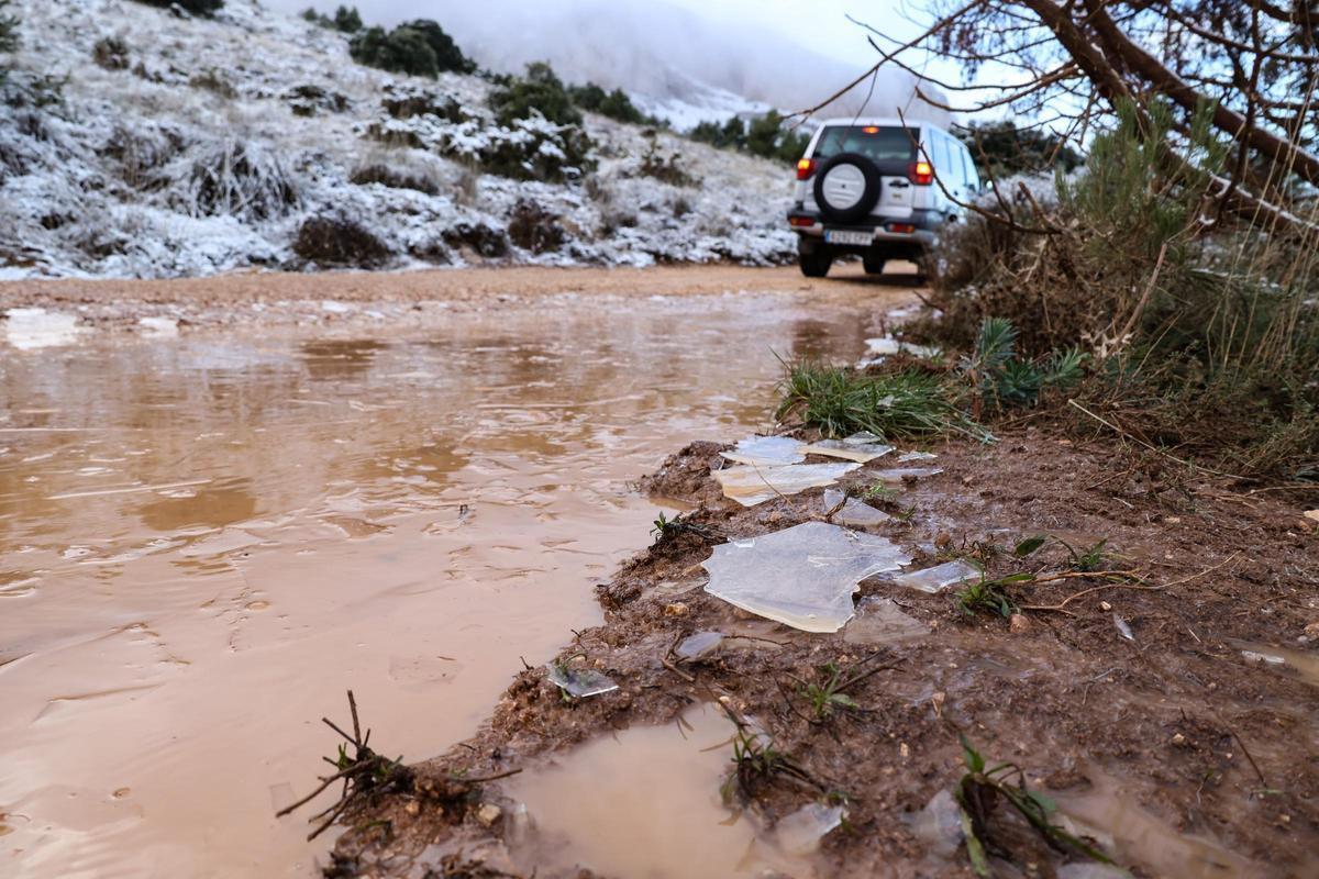 Ligera nevada en la Sierra de Aitana
