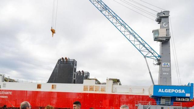 La jornada de estreno del nuevo equipamiento de Algeposa,  el pasado enero, en el Puerto de Avilés. | R.S.