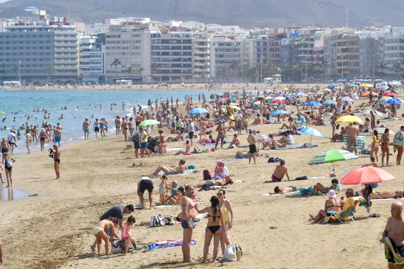 Calor y calima en Gran Canaria (17/08/21)