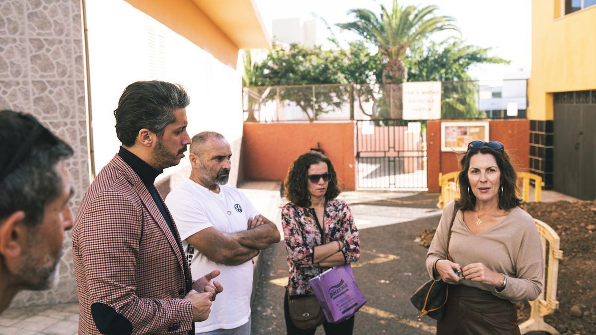 El alcalde de La Laguna, Luis Yeray Gutiérrez, visita el barrio de San Matías.