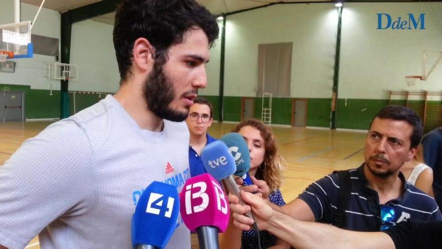 Álex Abrines entrena en el Príncipes de España