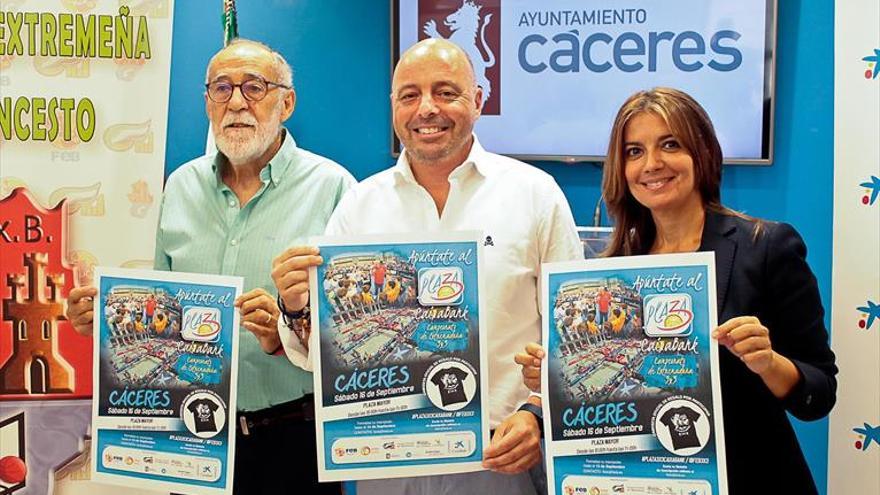 La plaza Mayor de Cáceres espera a 400 deportistas en el torneo CaixaBank