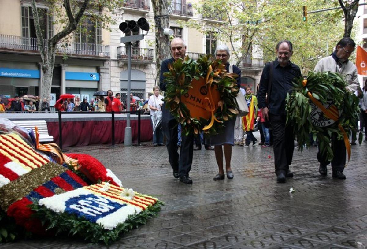 La presidenta de Òmnium Cultural, Muriel Casals, ha reclamado a los partidos políticos que apoyen claramente la voluntad del pueblo.