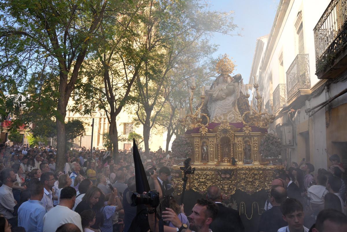 La hermandad de las Angustias, en imágenes