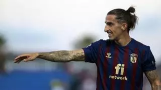 ¿Qué jugadores inauguraron los últimos veinte mercados de verano del Tenerife?