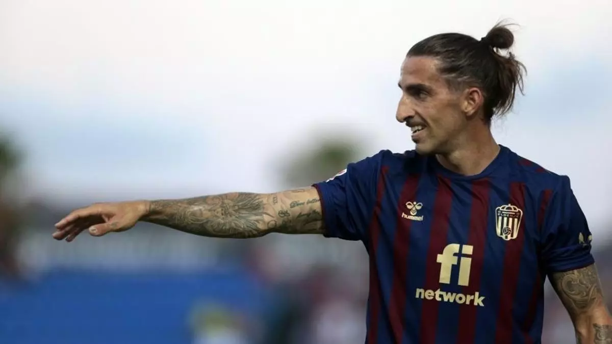 ¿Qué jugadores inauguraron los últimos veinte mercados de verano del Tenerife?