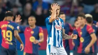 El Espanyol no se libra de las mofas en Montjuïc: "¡A Segunda, a Segunda!"